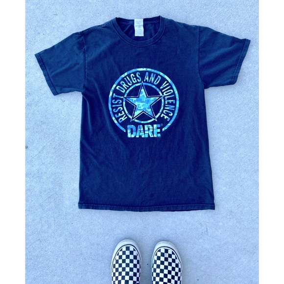 Fruit of the Loom Other - VTG 1990s D.A.R.E. Graphic Tee Shirt